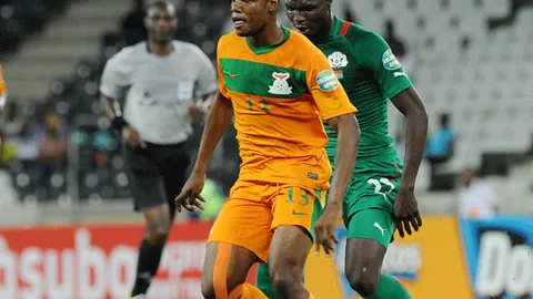 “东契奇三双神勇，詹姆斯助力湖人客场逆转掘金”