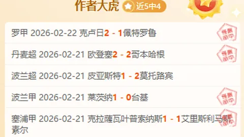 南海某海域舰艇激战实战演练壮观场面