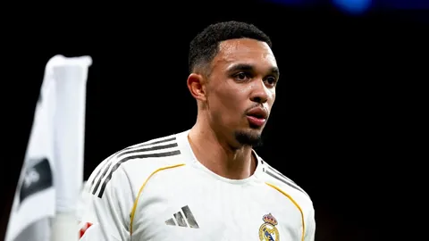 “马卡：安东尼回归塞维利亚，德比战能否逆袭夺冠？”